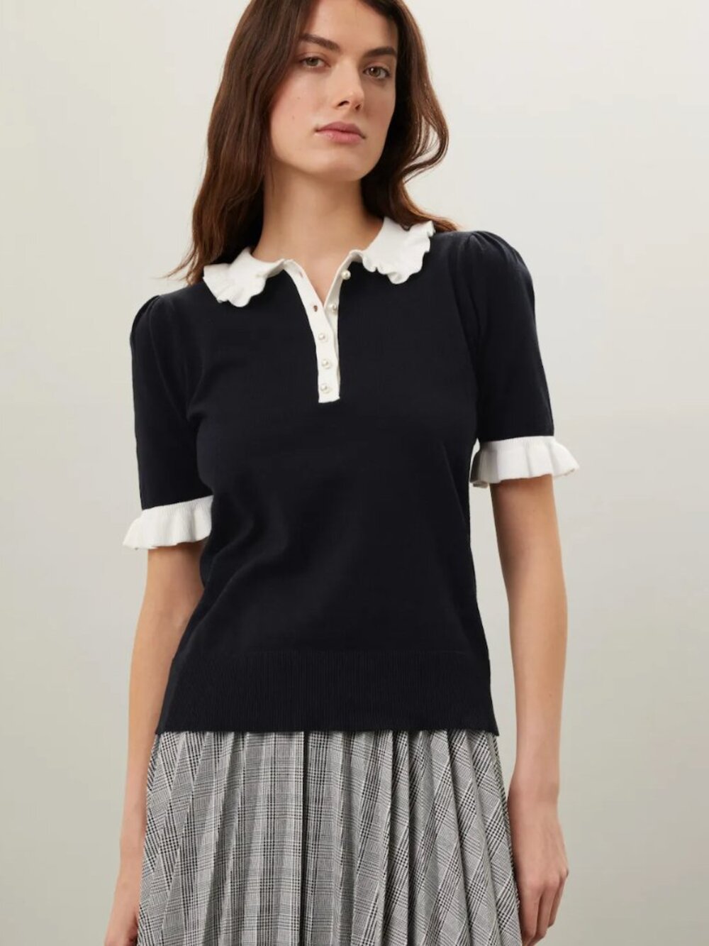 CeCe Ruffle Collar Polo in Black & White Knit Short Sleeve Tee Shirt Small